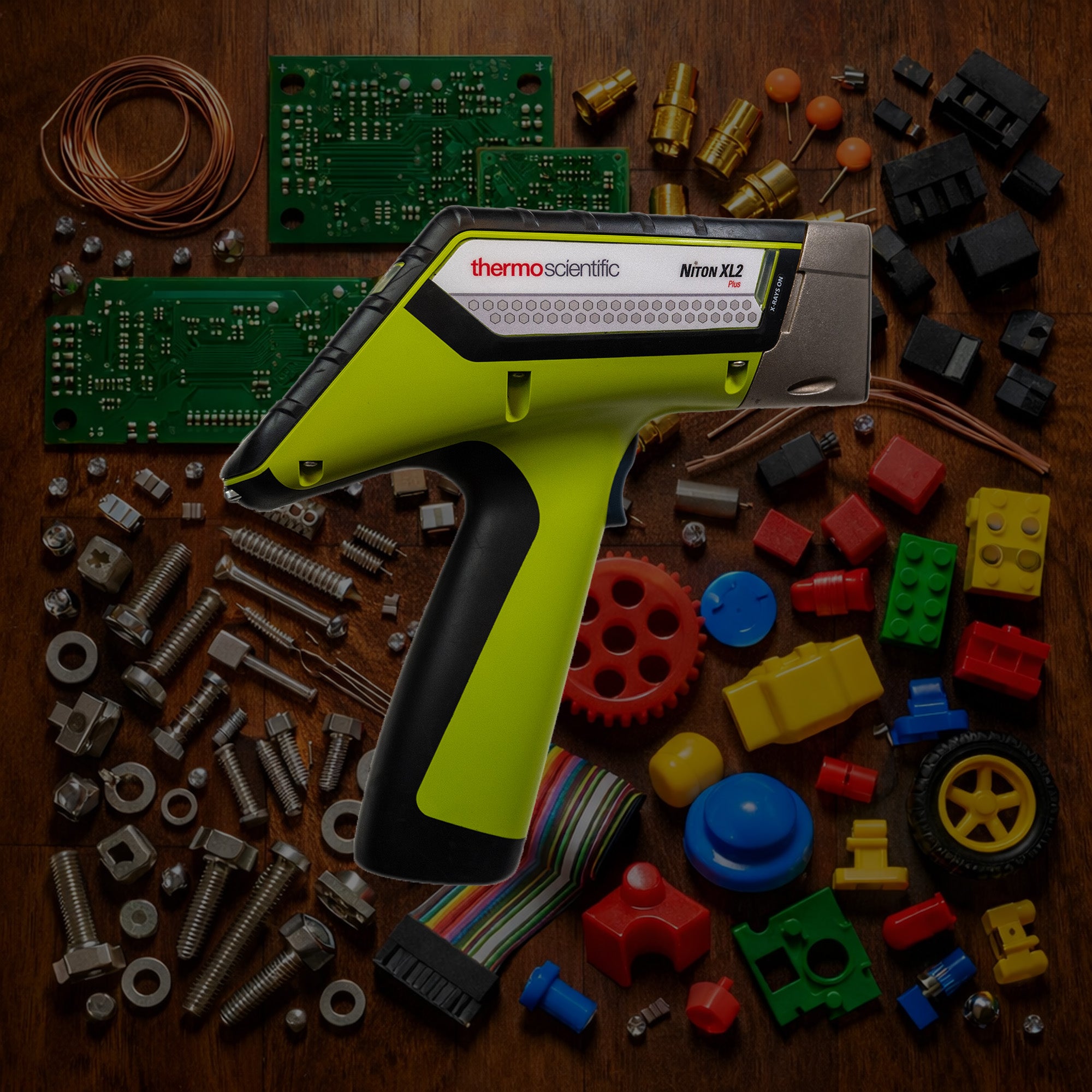 Niton XL2 Plus Handheld XRF Analyzer for RoHS Compliance | Alloy Geek