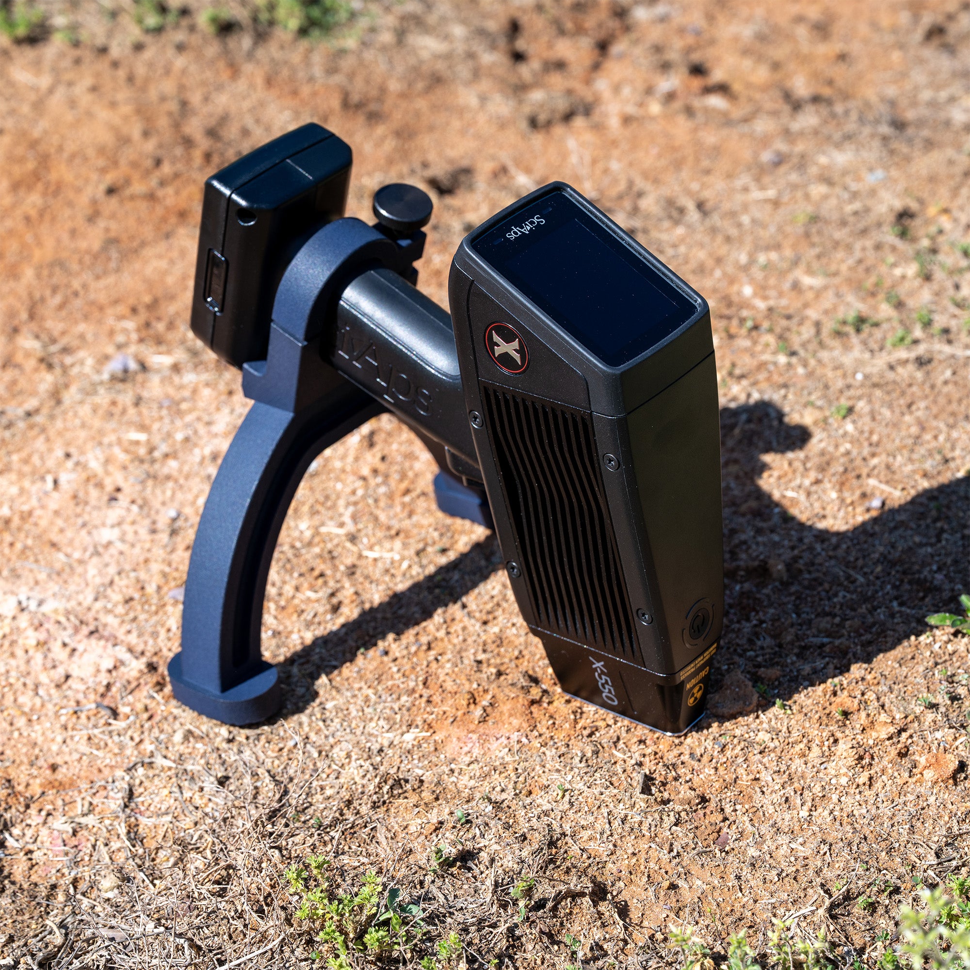 SciAps X-505 Soil Foot in action