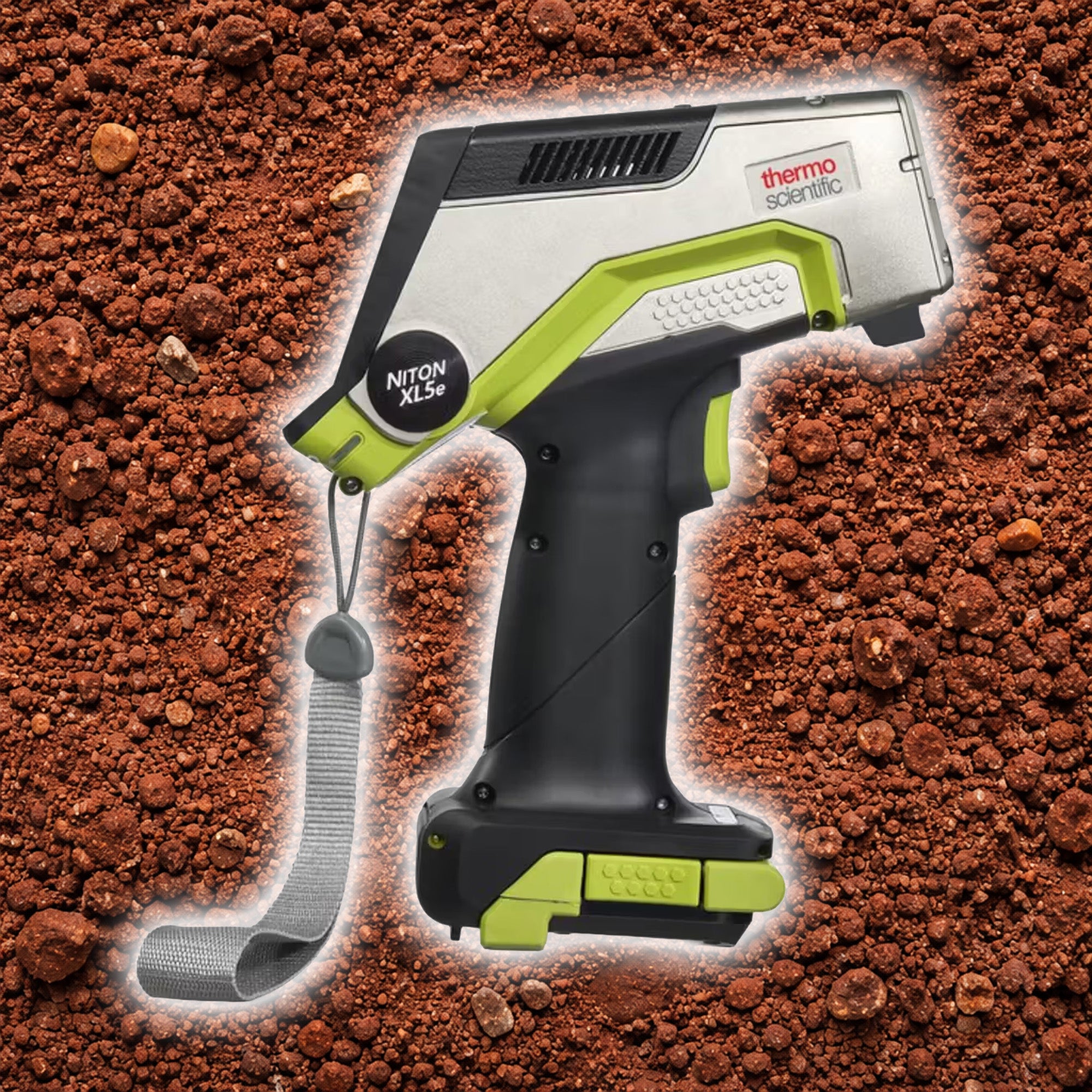 Niton XL5e Handheld XRF for Soil Contamination Screening