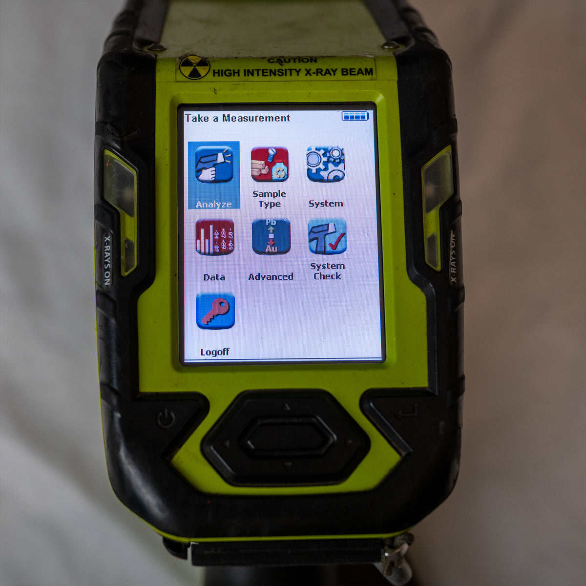 Certified Pre-Owned Thermo Scientific Niton XL2 980 Plus Handheld XRF Analyzer – SN 200504