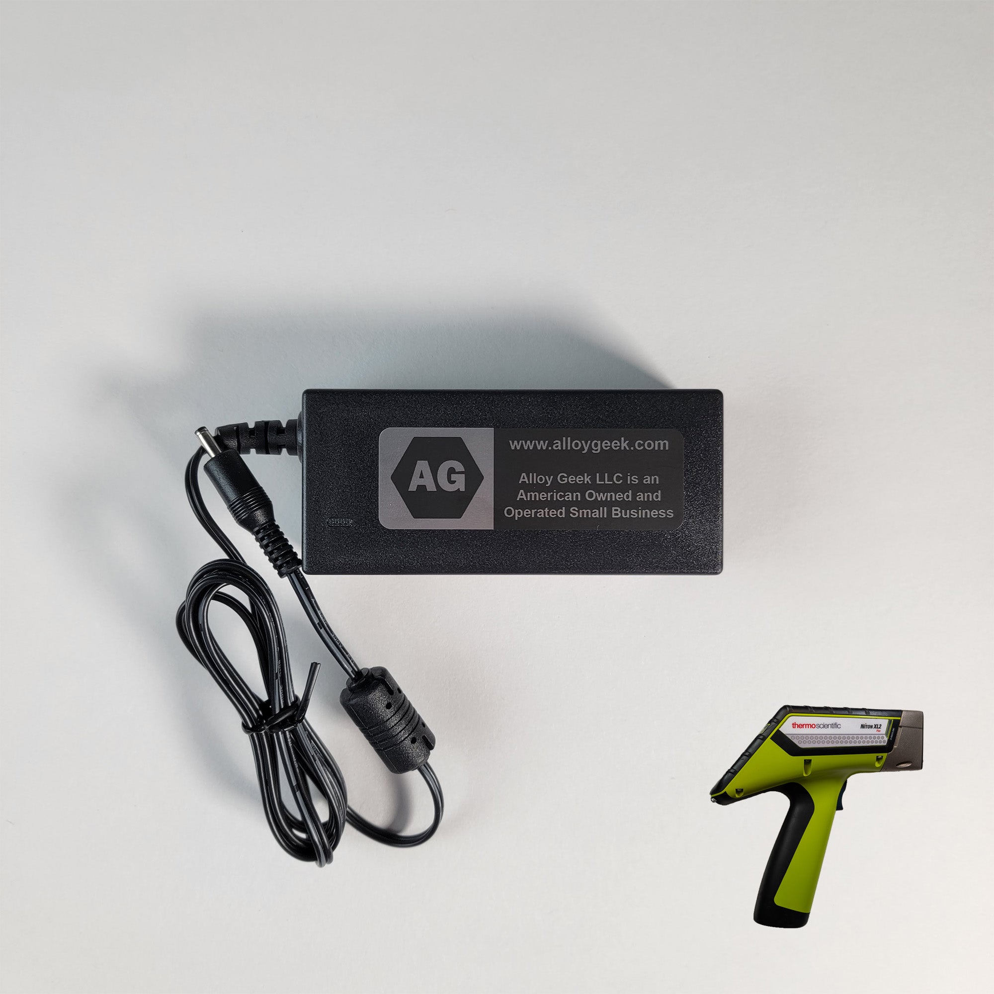 Themo Scientific Niton XL2 Plus Battery Charger Kit | Alloy Geek