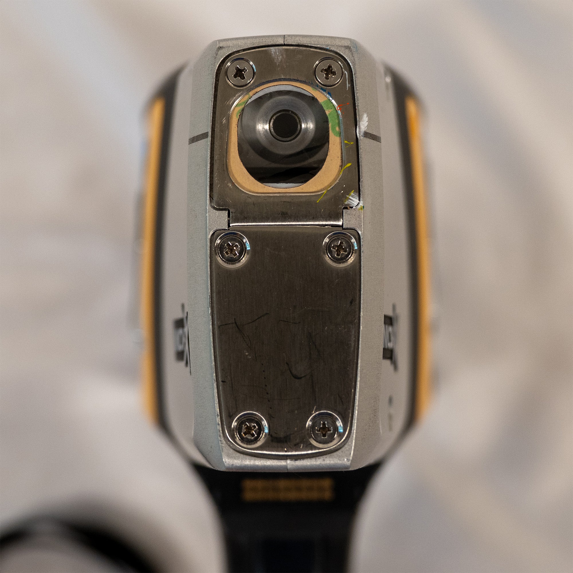 Pre-Owned Olympus Delta Handheld XRF for Alloy Sorting